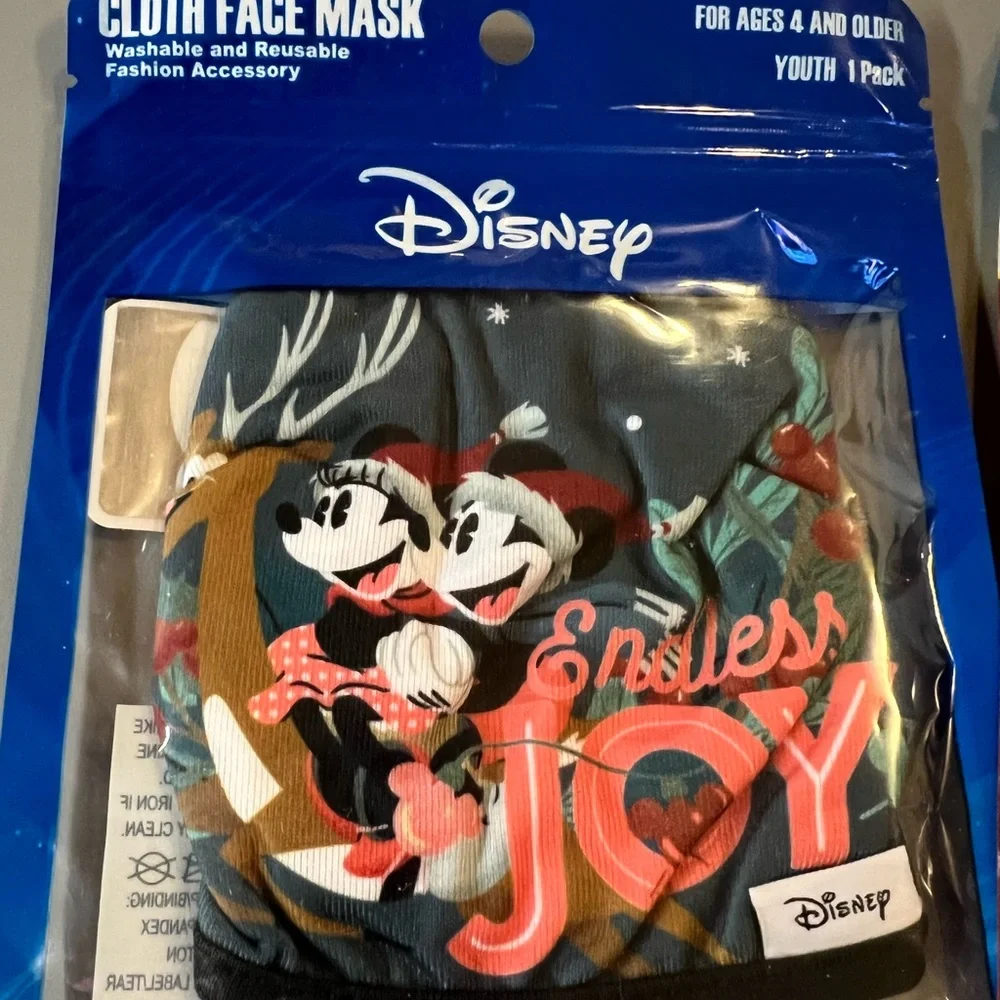 3 Pkgs NWT Kids Disney/Nickelodeon Christmas Characters Face Masks by Bioworld
